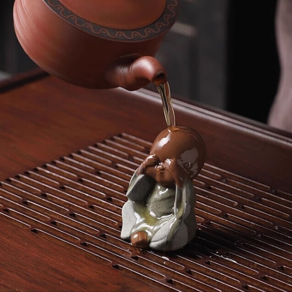 Чайная фигурка монаха